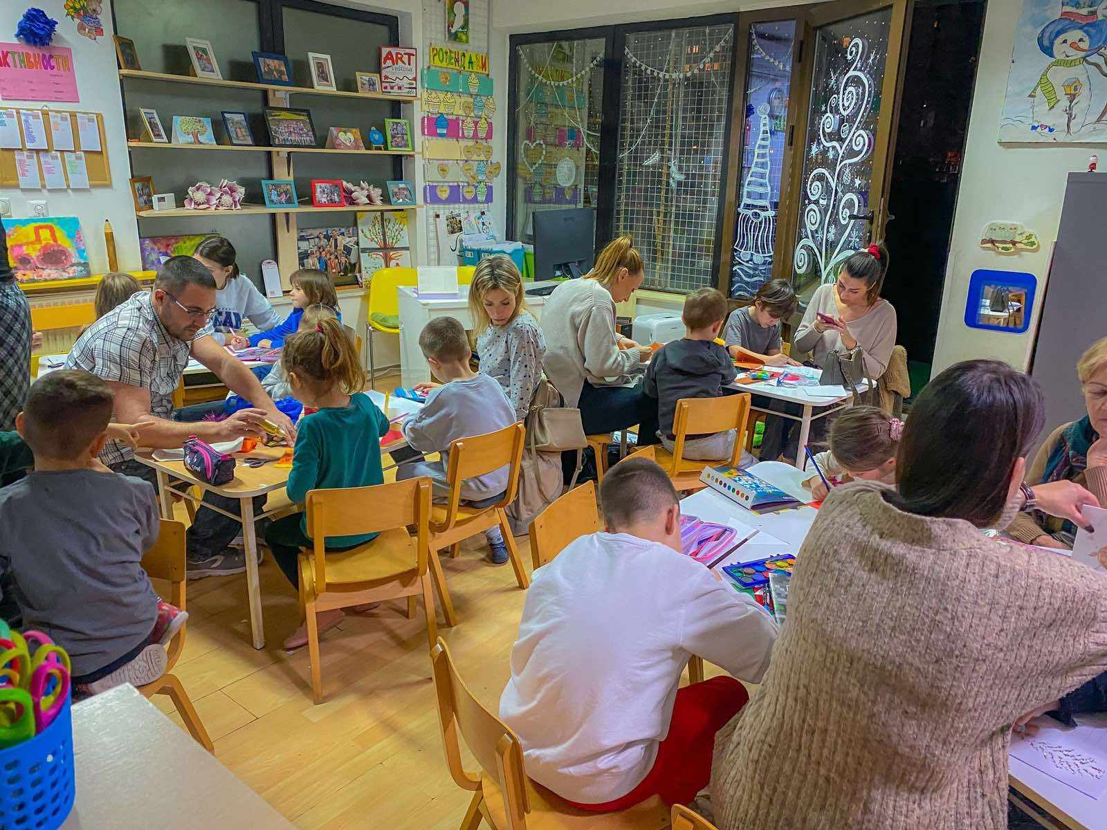 SARADNJA SA PORODICOM - NOVOGODISNJA RADIONICA